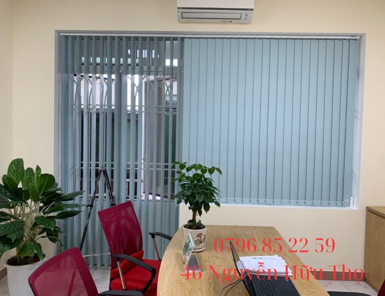 Hoàn thiện 2 bộ rèm lá dọc tại văn phòng sếp HD Bank Nguyễn Văn Linh – Đà Nẵng